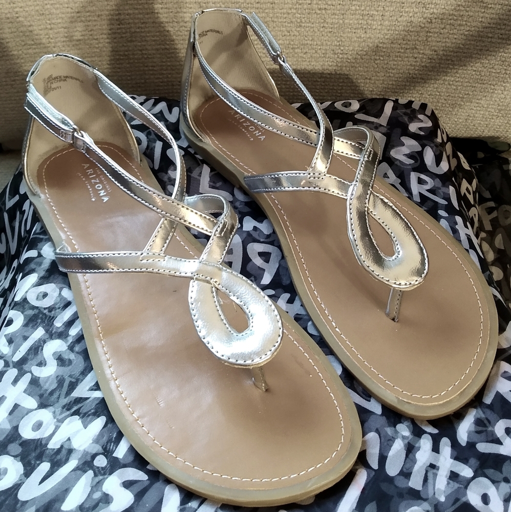 Arizona silver sandals with twist details